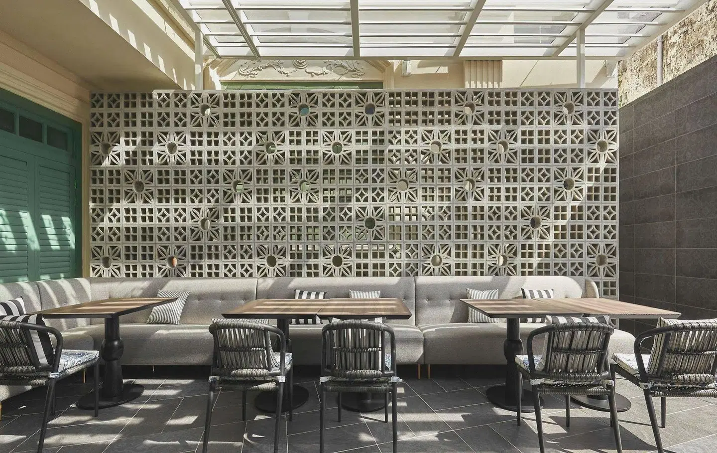 Loop On Leith George Town Penang Hotel by Compass Hospitality Bar