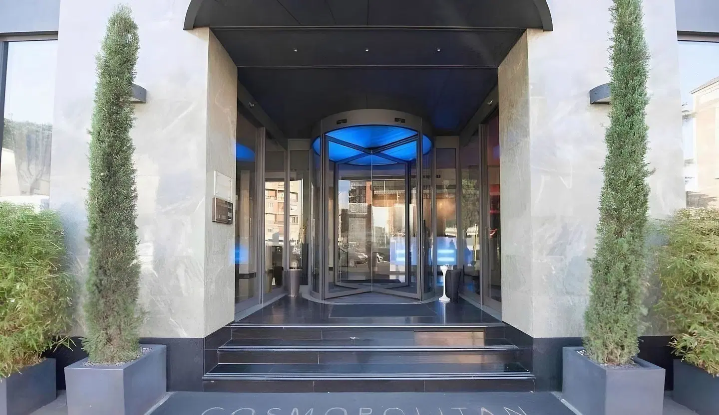 Cosmopolitan Hotel EXTERIOR