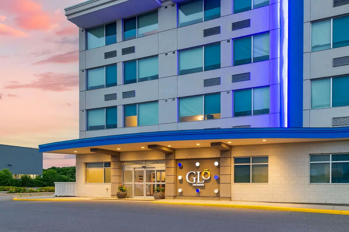 GLo Kanata Ottawa West EXTERIOR