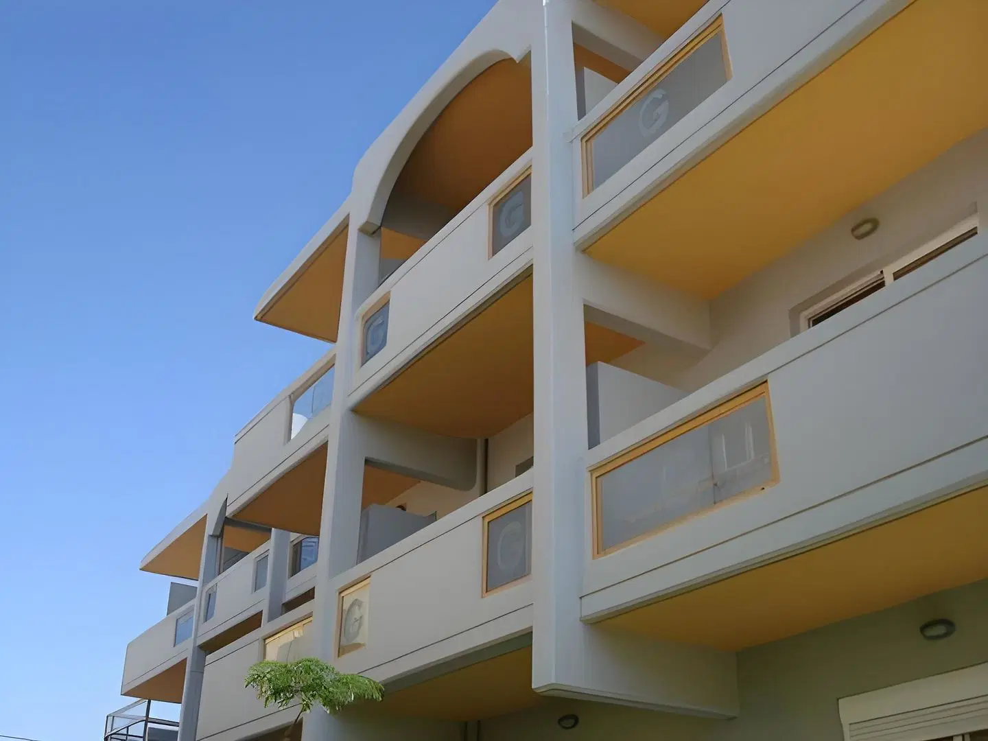 GOJI Vegan Hotel EXTERIOR