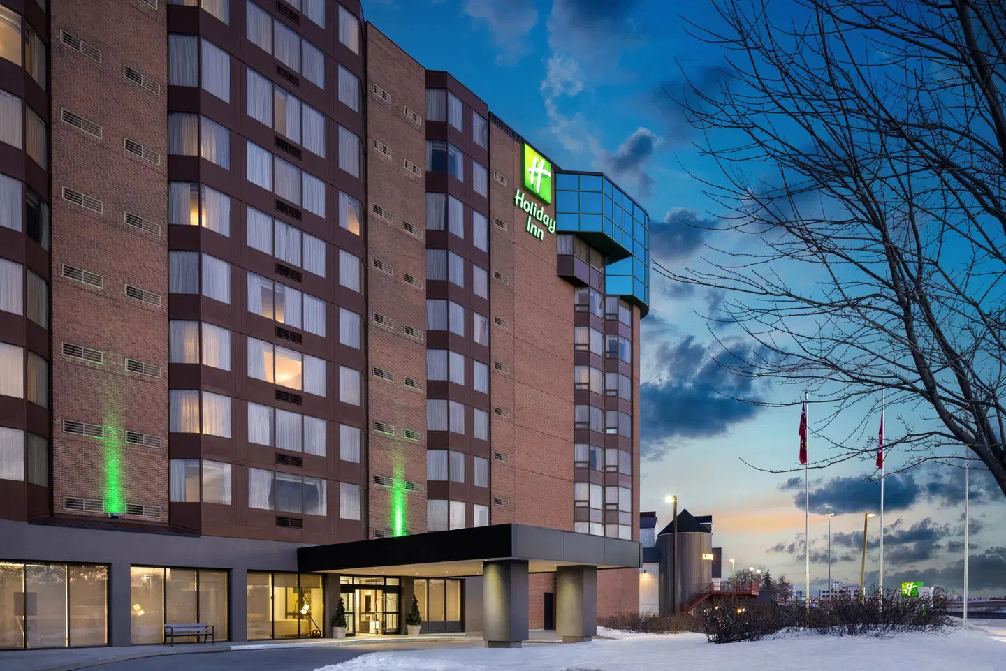 Holiday Inn Ottawa East by IHG EXTERIOR