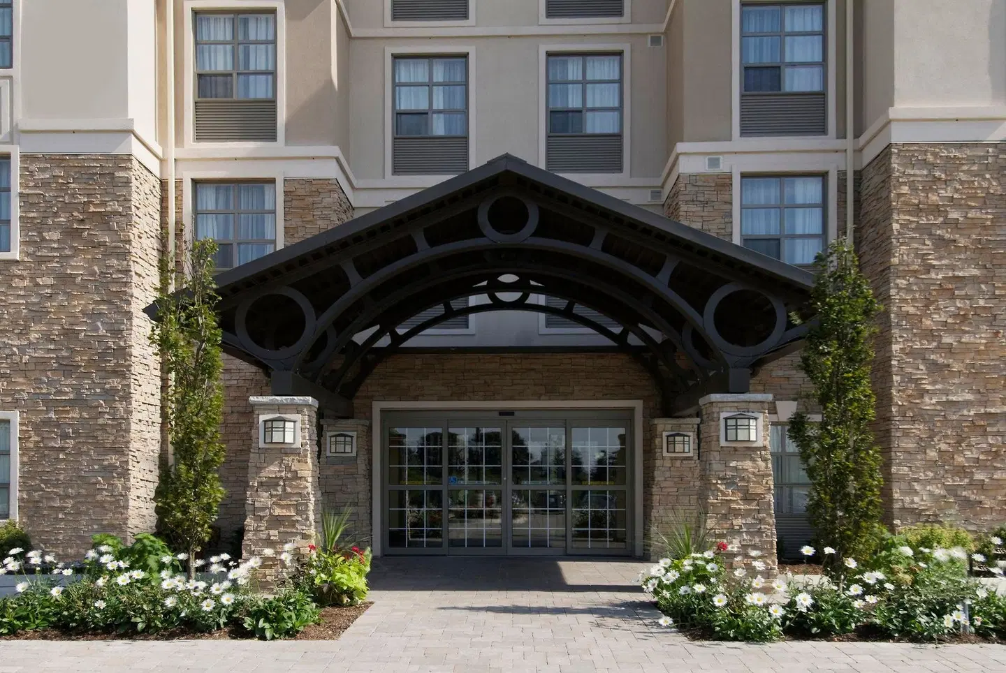 Staybridge Suites Guelph by IHG EXTERIOR