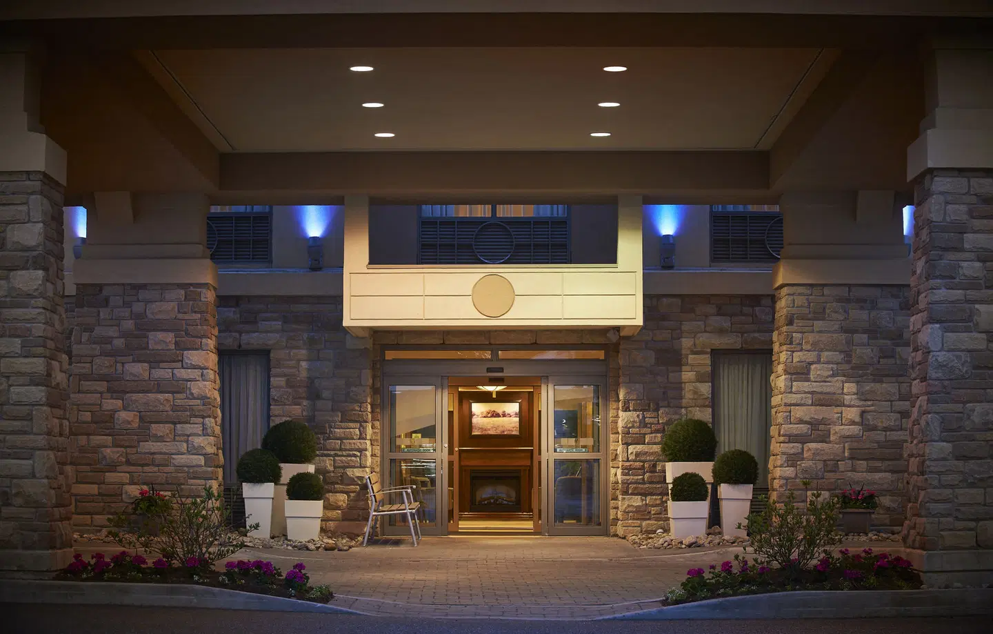Holiday Inn Express & Suites Huntsville - Muskoka by IHG EXTERIOR