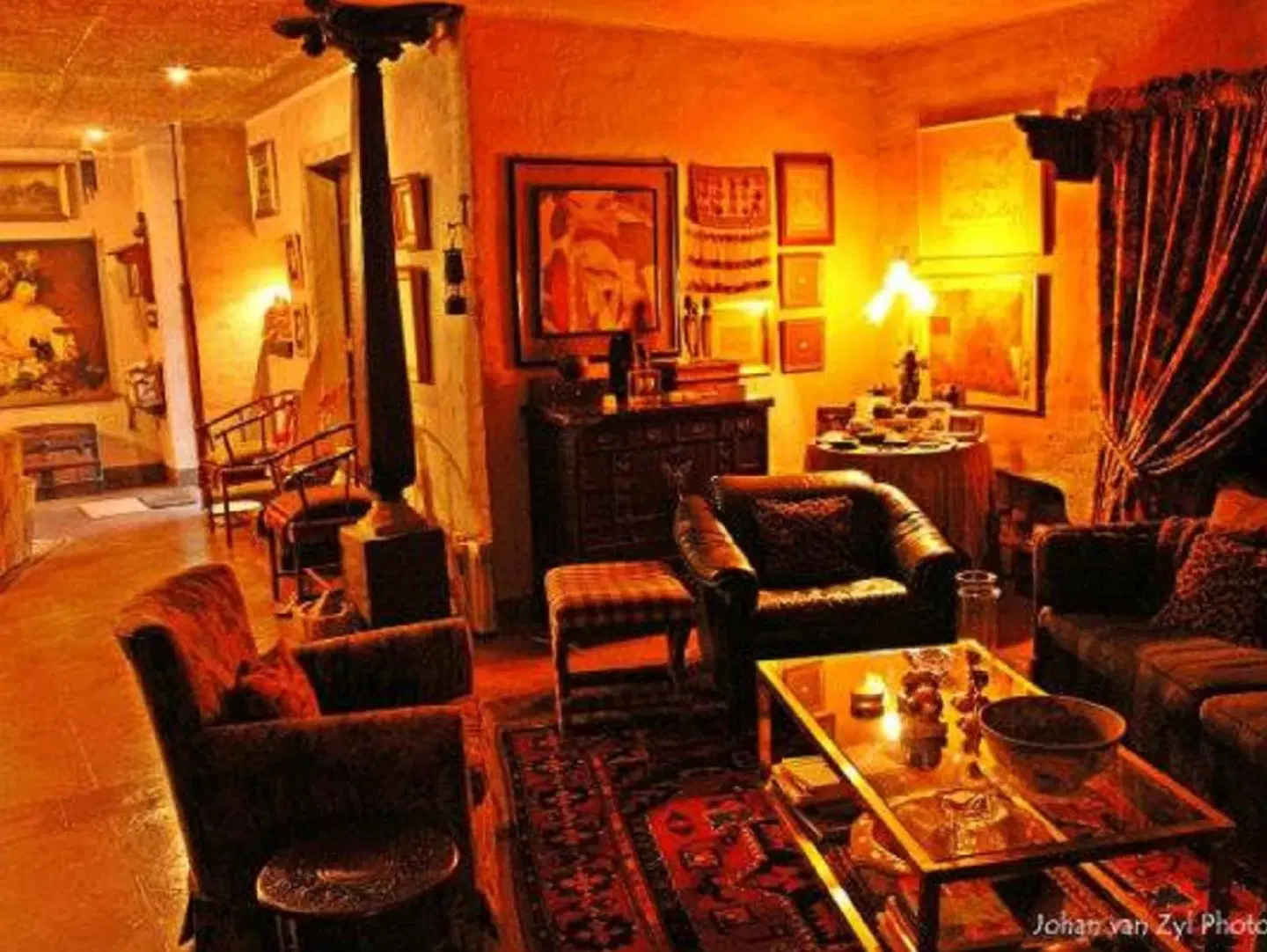River House Lodge LOUNGE_LOBBY