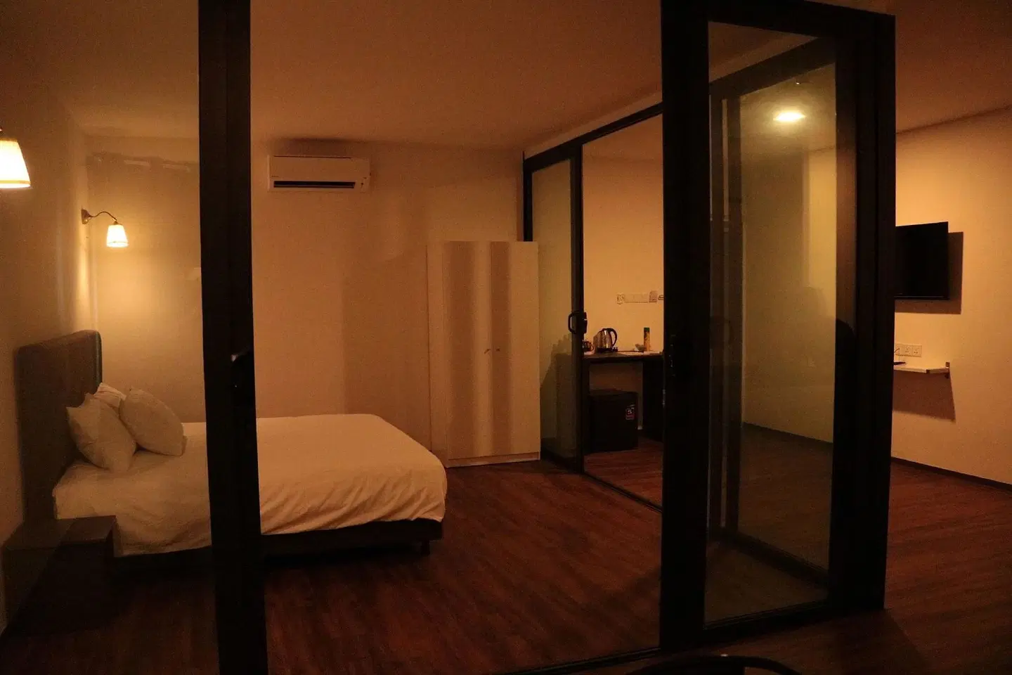 Hotel Longhouse ROOM_EXAMPLE