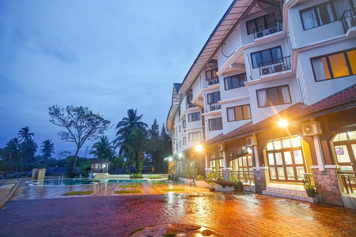 Suria Cherating Beach Resort Terrasse