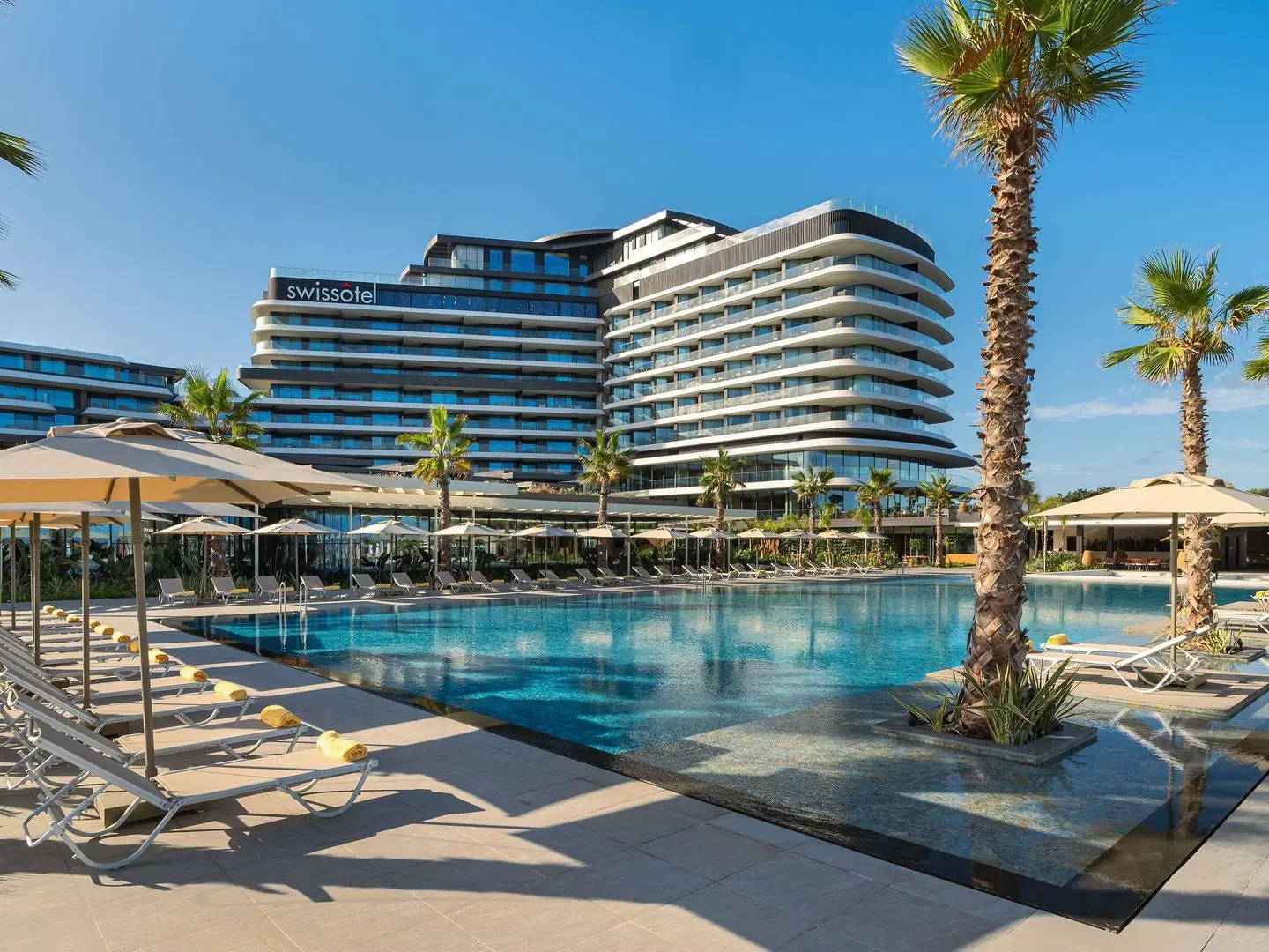 Swissôtel Resort And Spa Cesme OUTDOOR_POOL