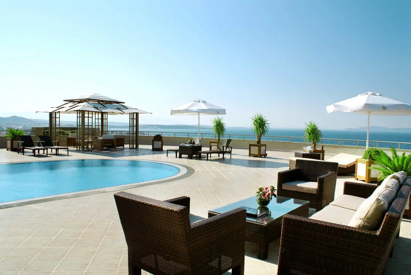 Sheraton Cesme Resort & Spa OUTDOOR_POOL