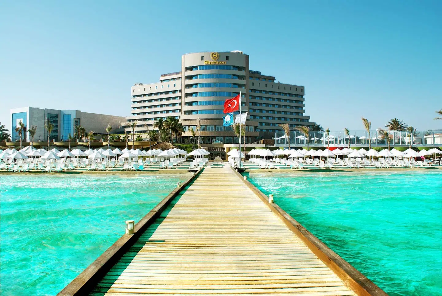 Sheraton Cesme Resort & Spa OUTDOOR_POOL