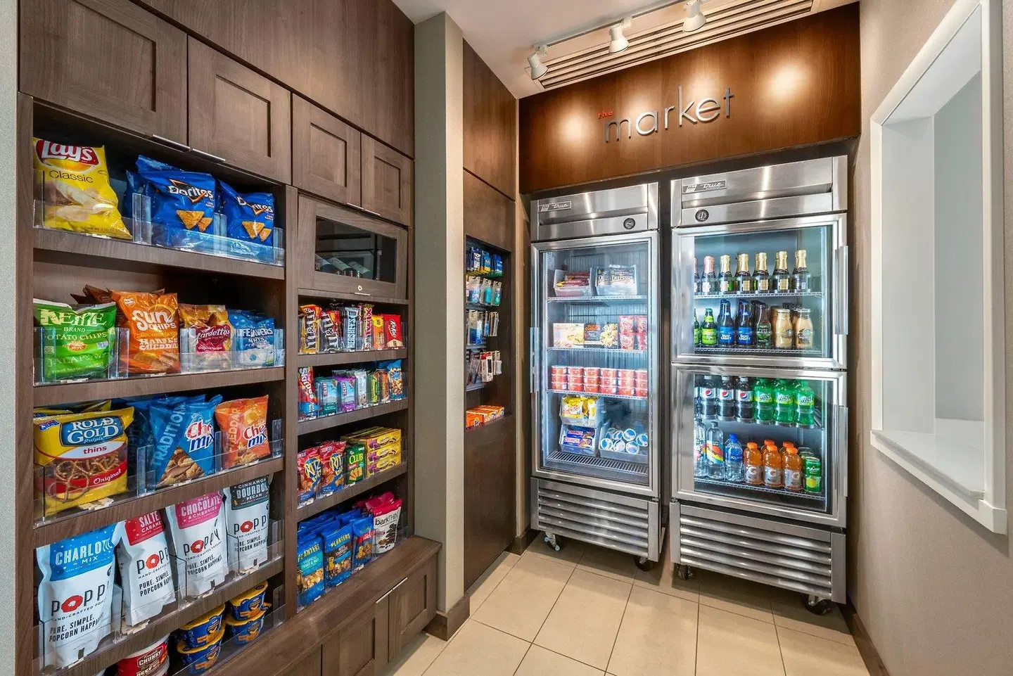 Residence Inn by Marriott Charlotte City Center Bar