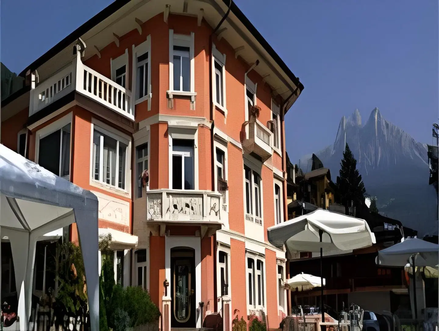 Luis EXTERIOR