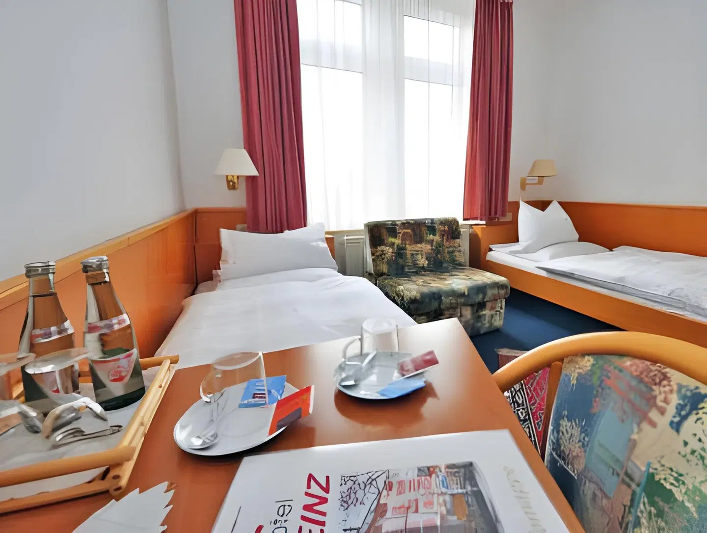 Heinz ROOM_EXAMPLE