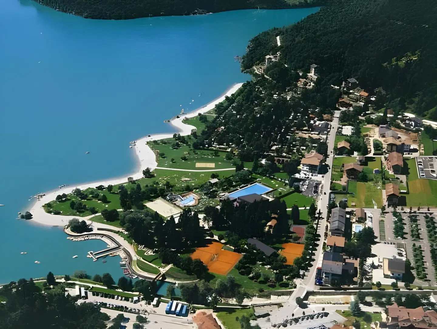 Camping Spiaggia Lago di Molveno LANDSCAPE