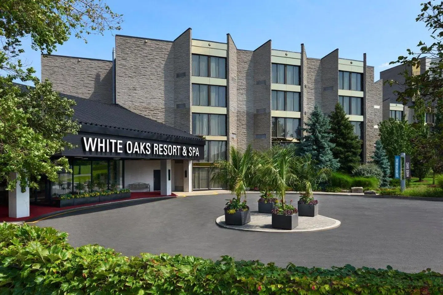 White Oaks Conference & Resort Spa EXTERIOR