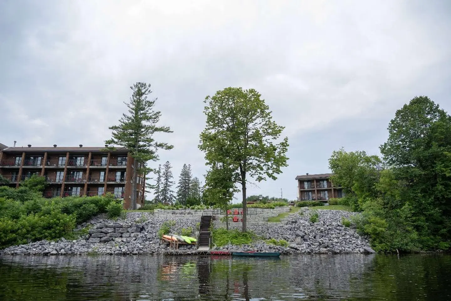 Ramada by Wyndham Ottawa On The Rideau LANDSCAPE