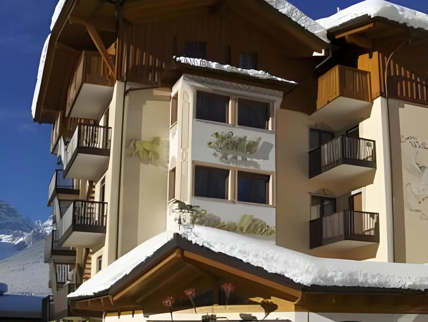 Cavallino Lovely Hotel EXTERIOR