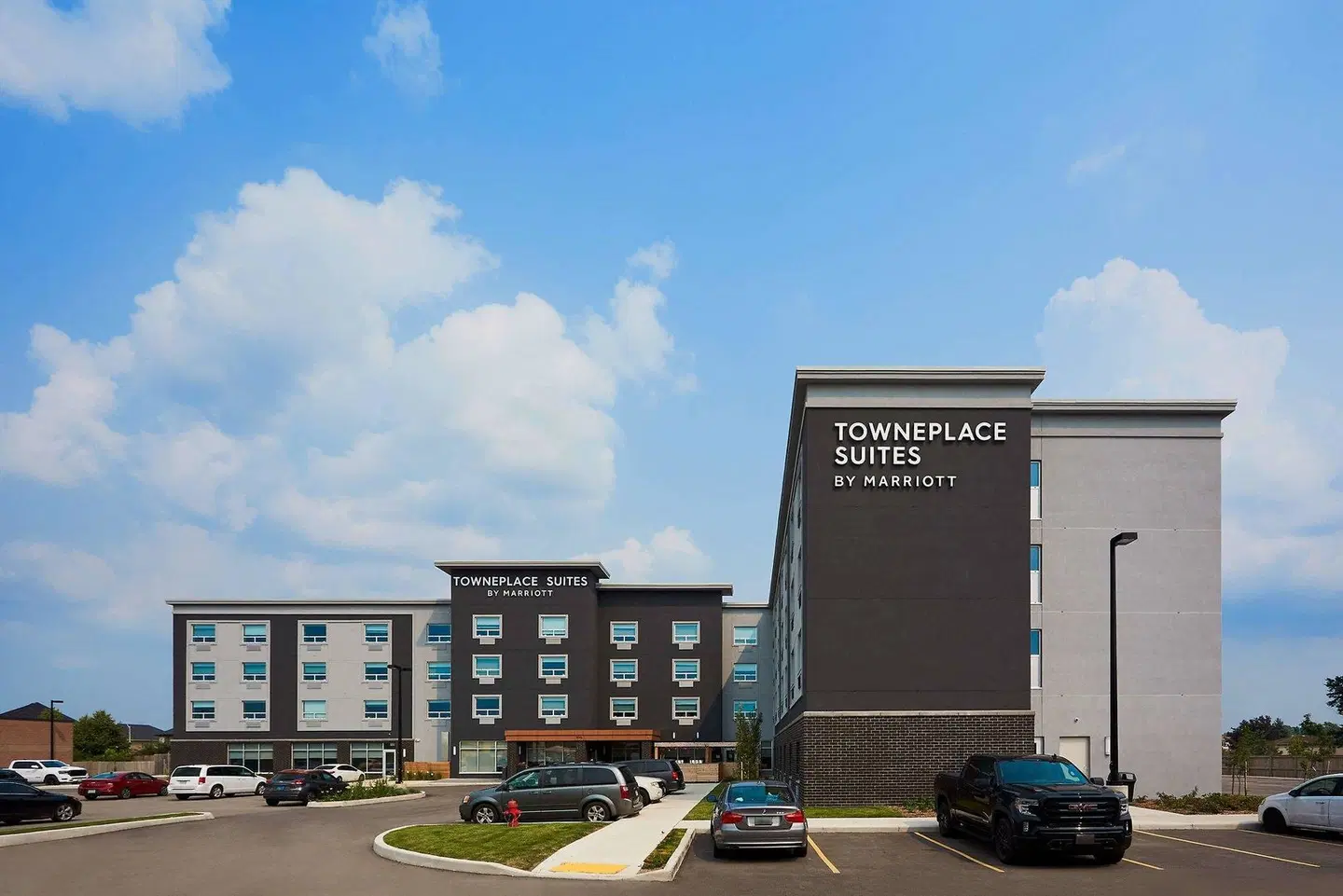 TownePlace Suites by Marriott Hamilton EXTERIOR