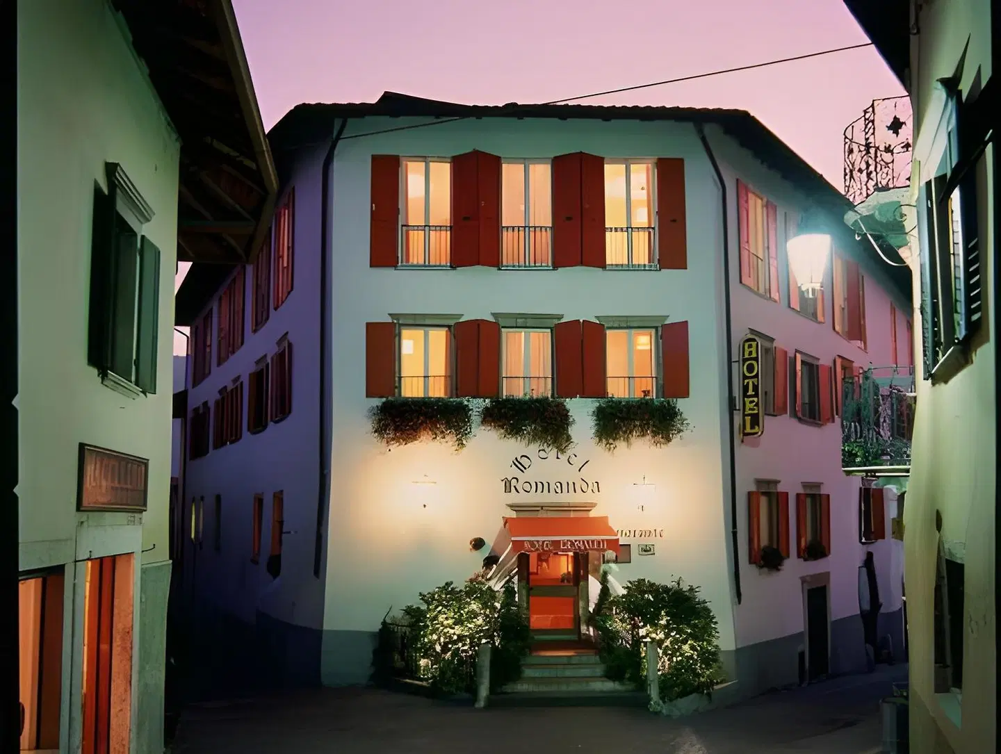 Romanda EXTERIOR