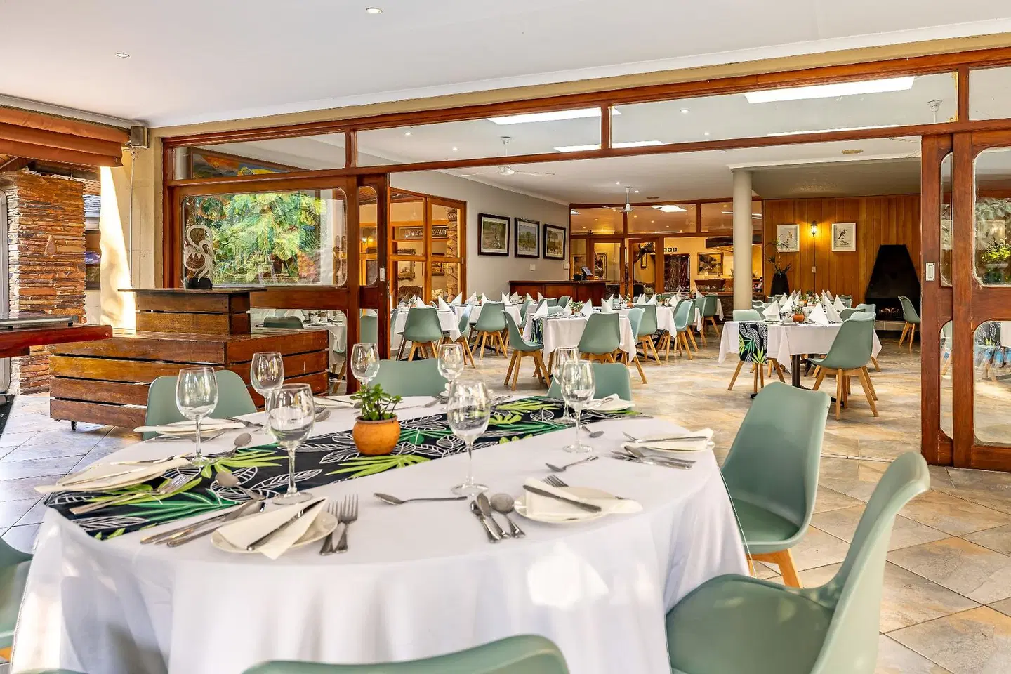 Hotel Numbi & Garden Suites Restaurant