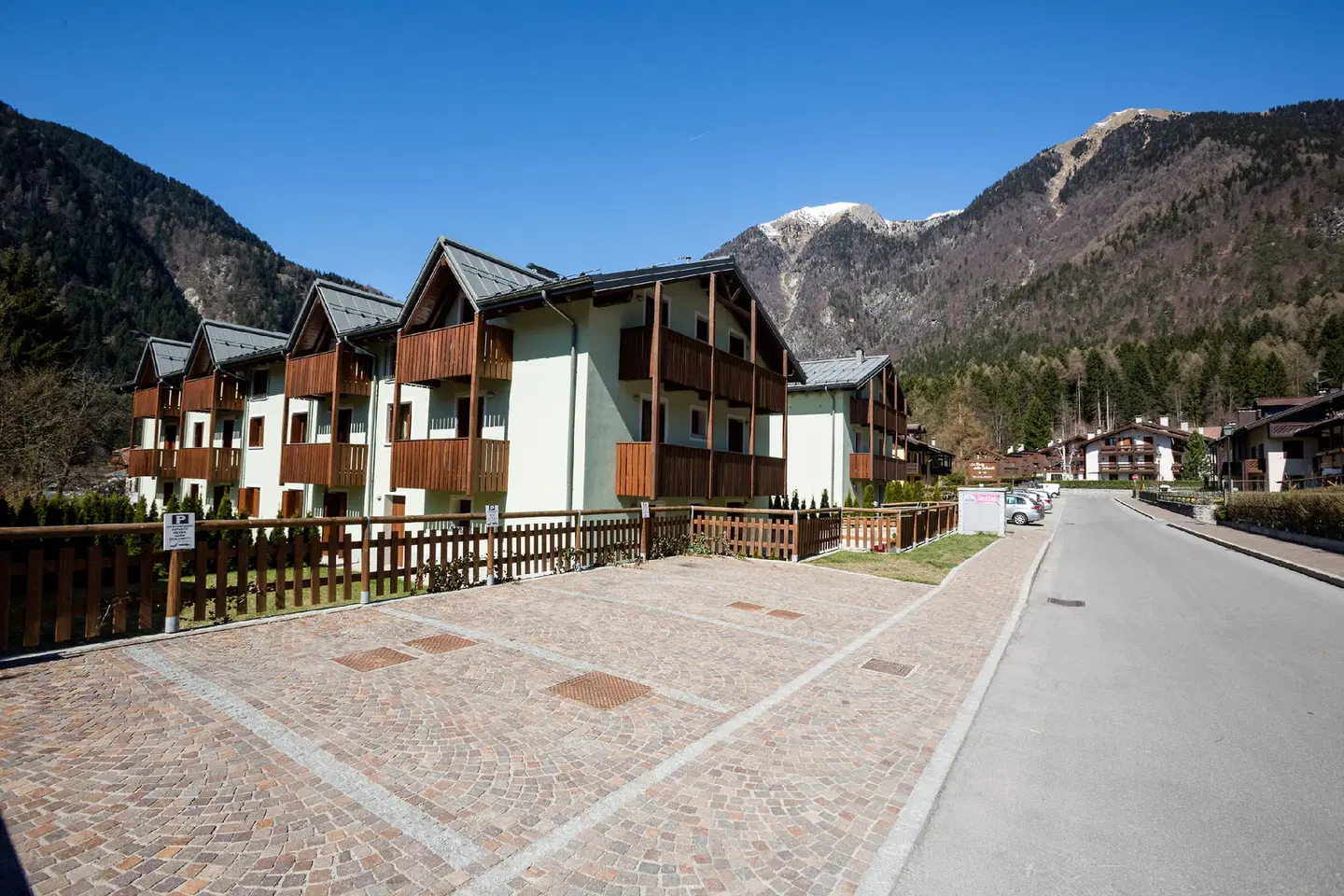 Residence Rta La Rosa delle Dolomiti EXTERIOR
