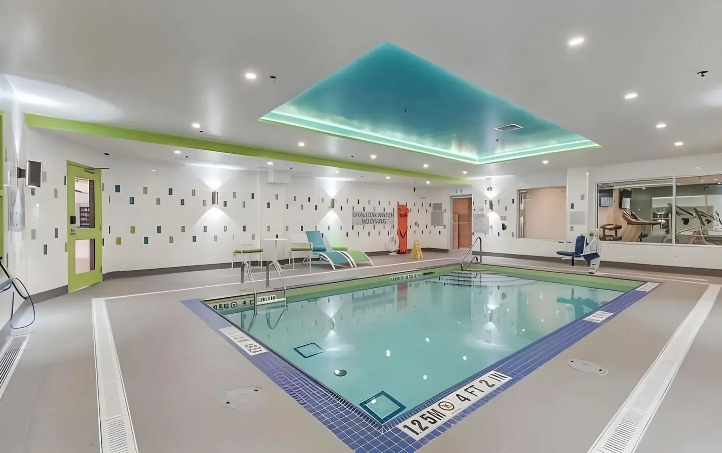 EST Hotel Hallenbad