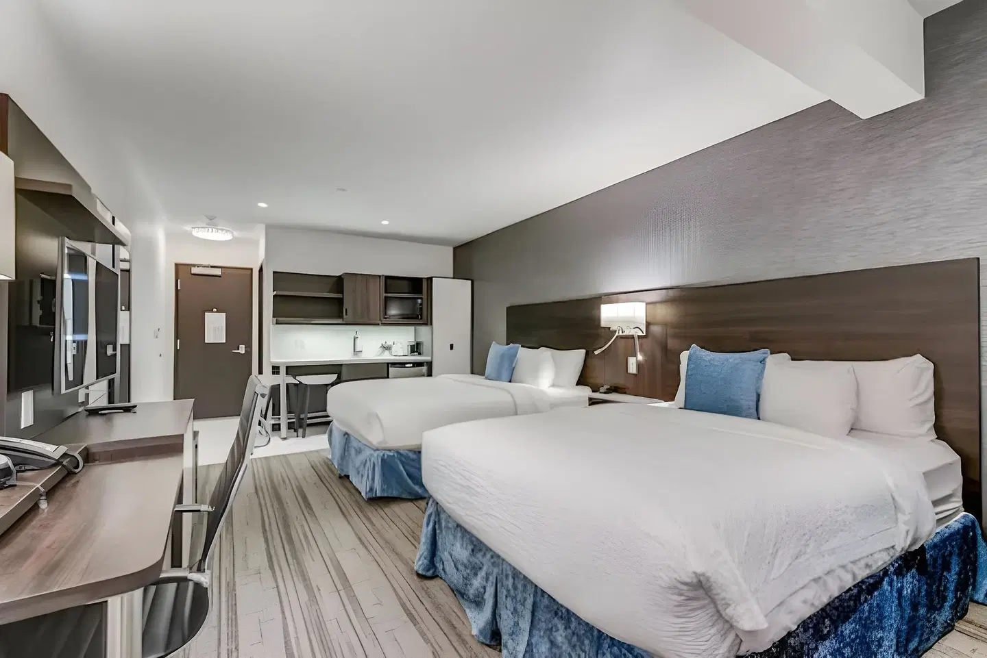 EST Hotel ROOM_EXAMPLE