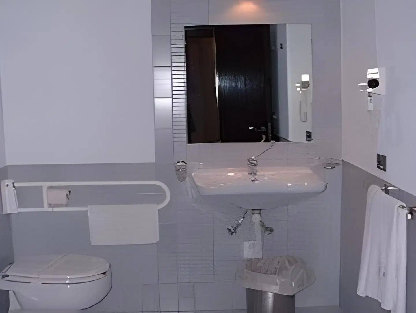 Hotel San Giovanni Badezimmer
