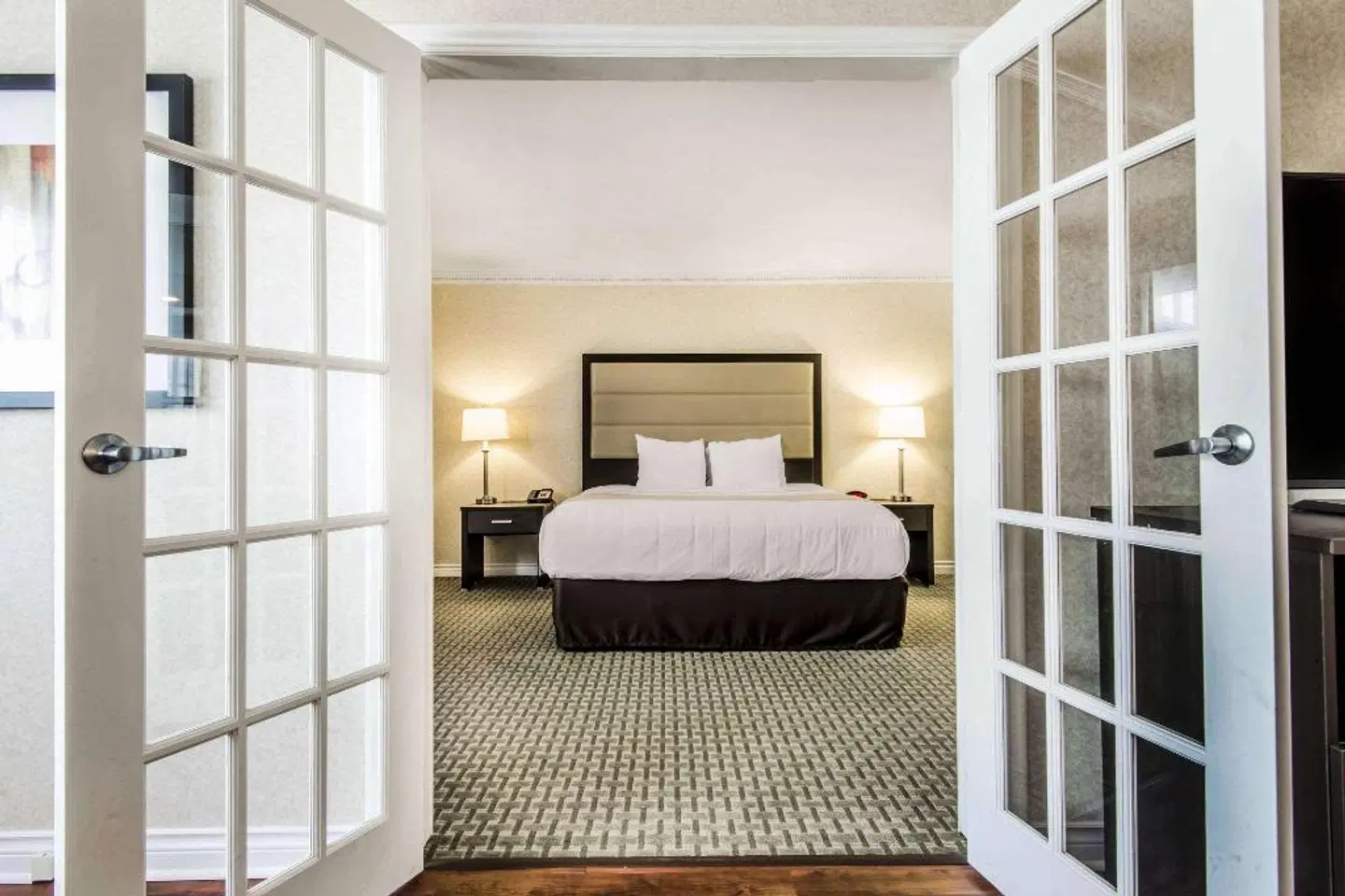 Quality Inn Airport West ROOM_EXAMPLE