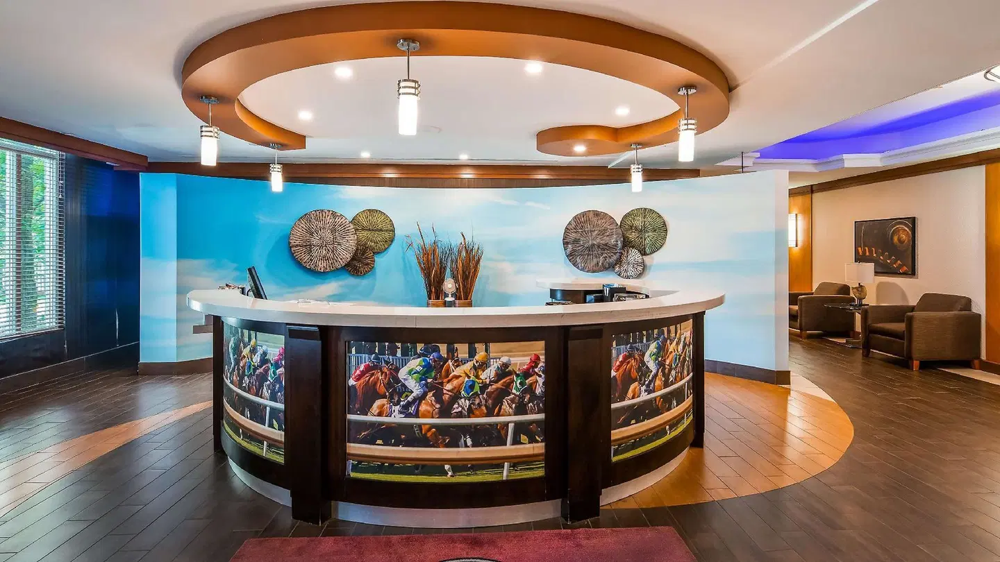 Best Western Premier Toronto Airport Carlingview Hotel HEALTH_BEAUTY
