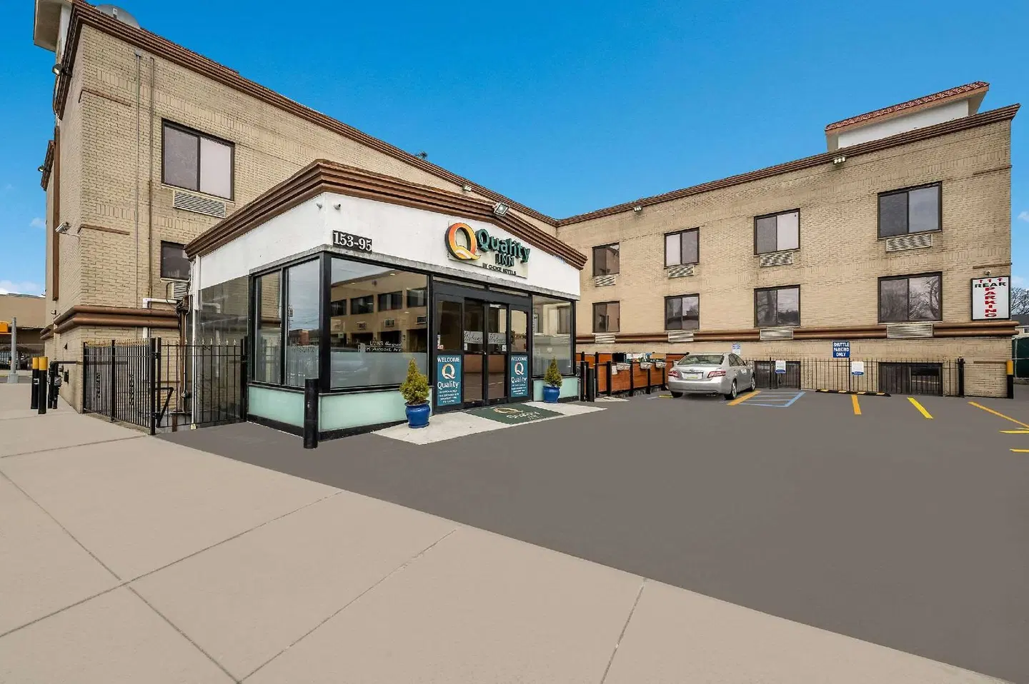 Quality Inn JFK Airport Rockaway Blvd EXTERIOR