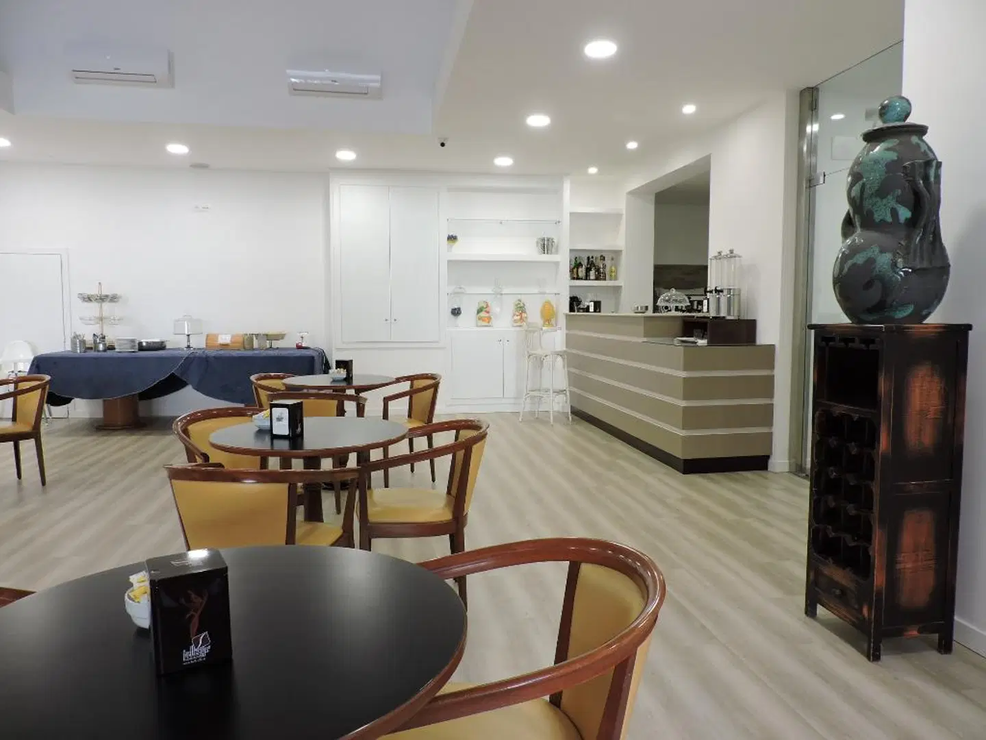 Elite LOUNGE_LOBBY
