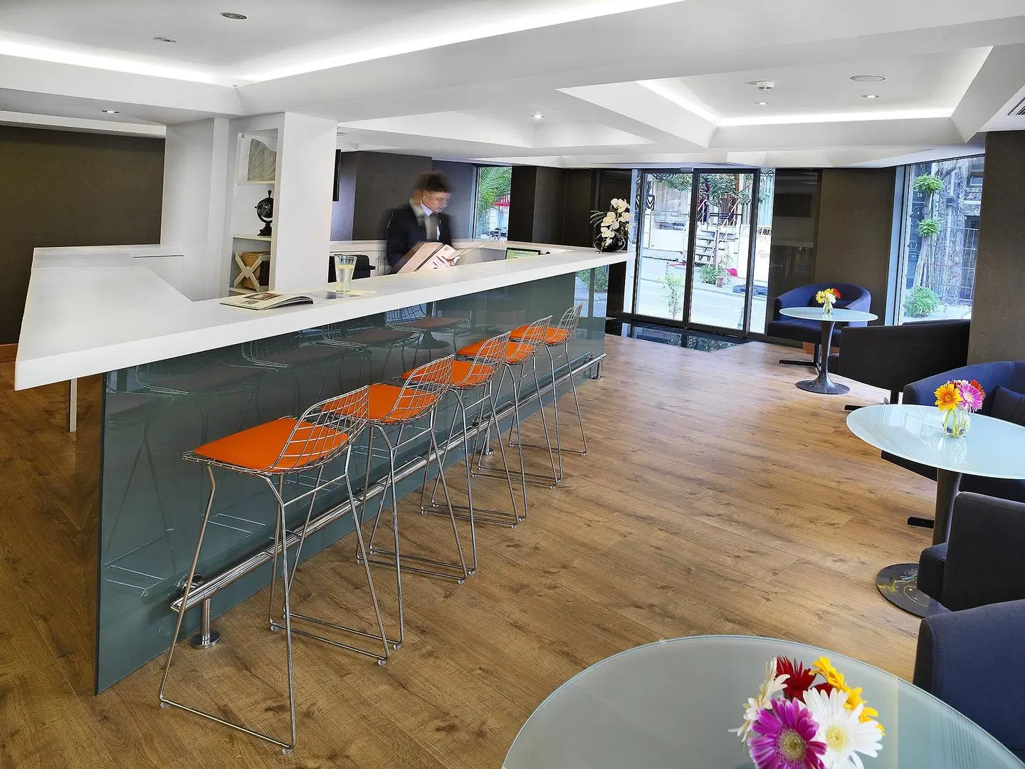 Misa Hotel Bar