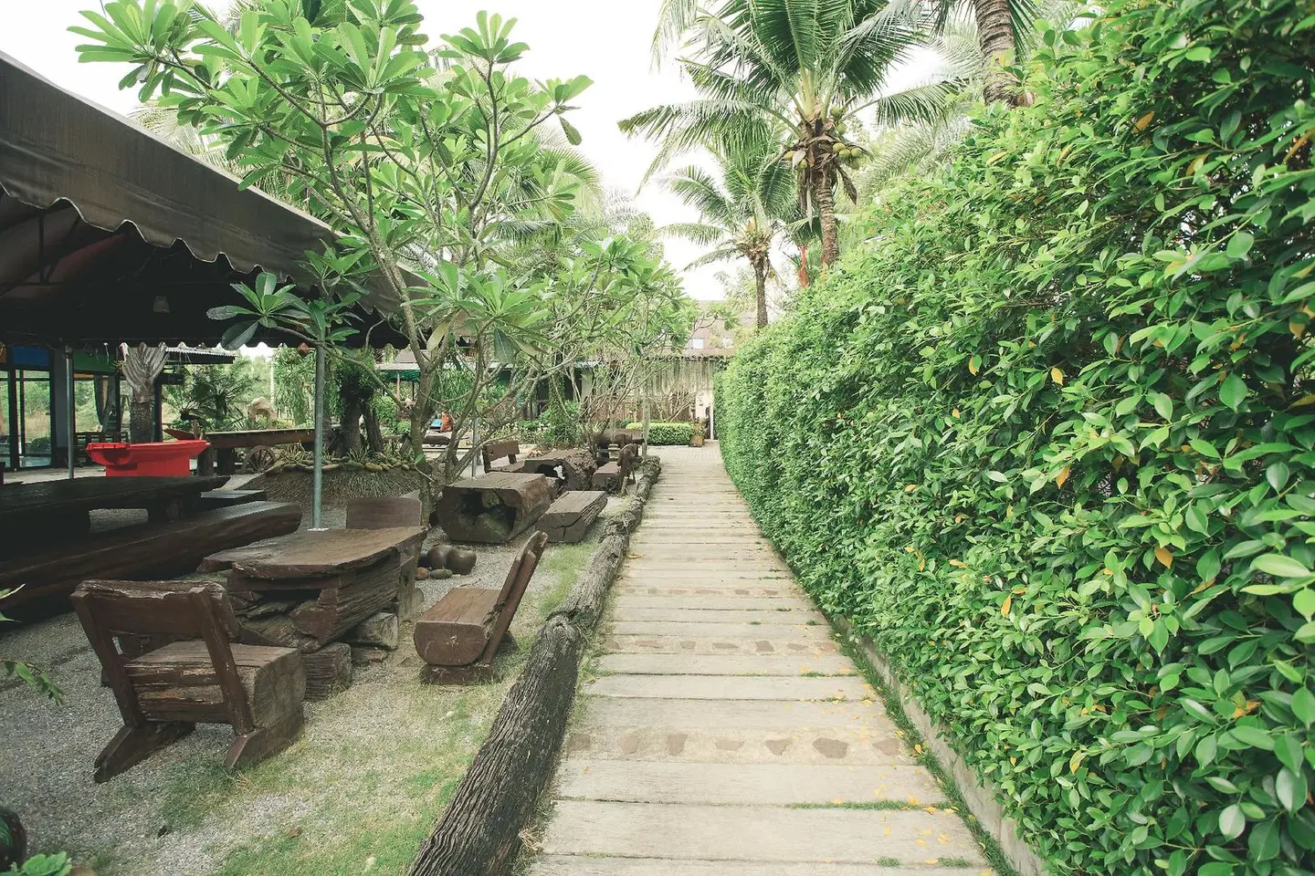 Baan Baitan Resort Garten