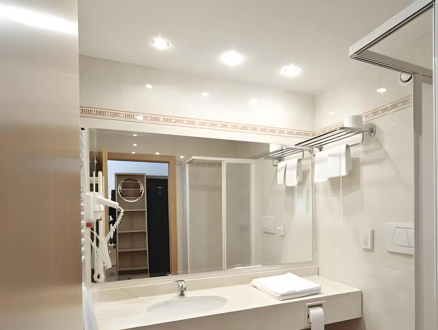Hotel Brenner - Stop & Go Badezimmer