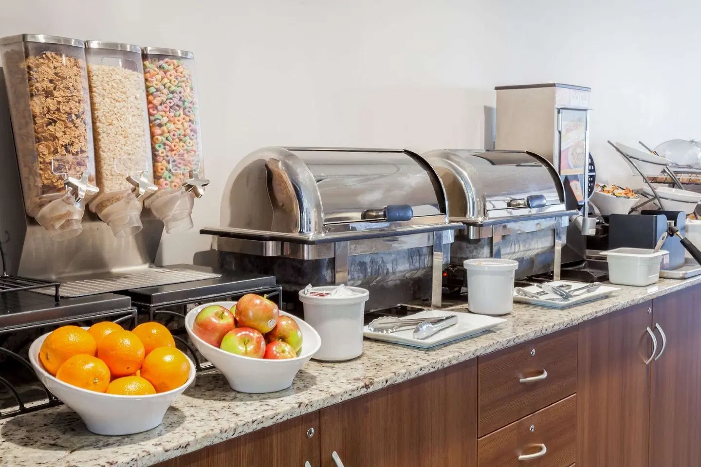 Microtel Inn & Suites by Wyndham Sault Ste. Marie Restaurant
