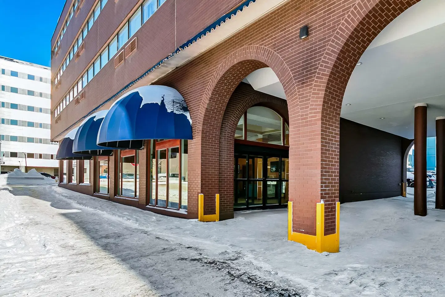 Best Western Downtown Sudbury EXTERIOR