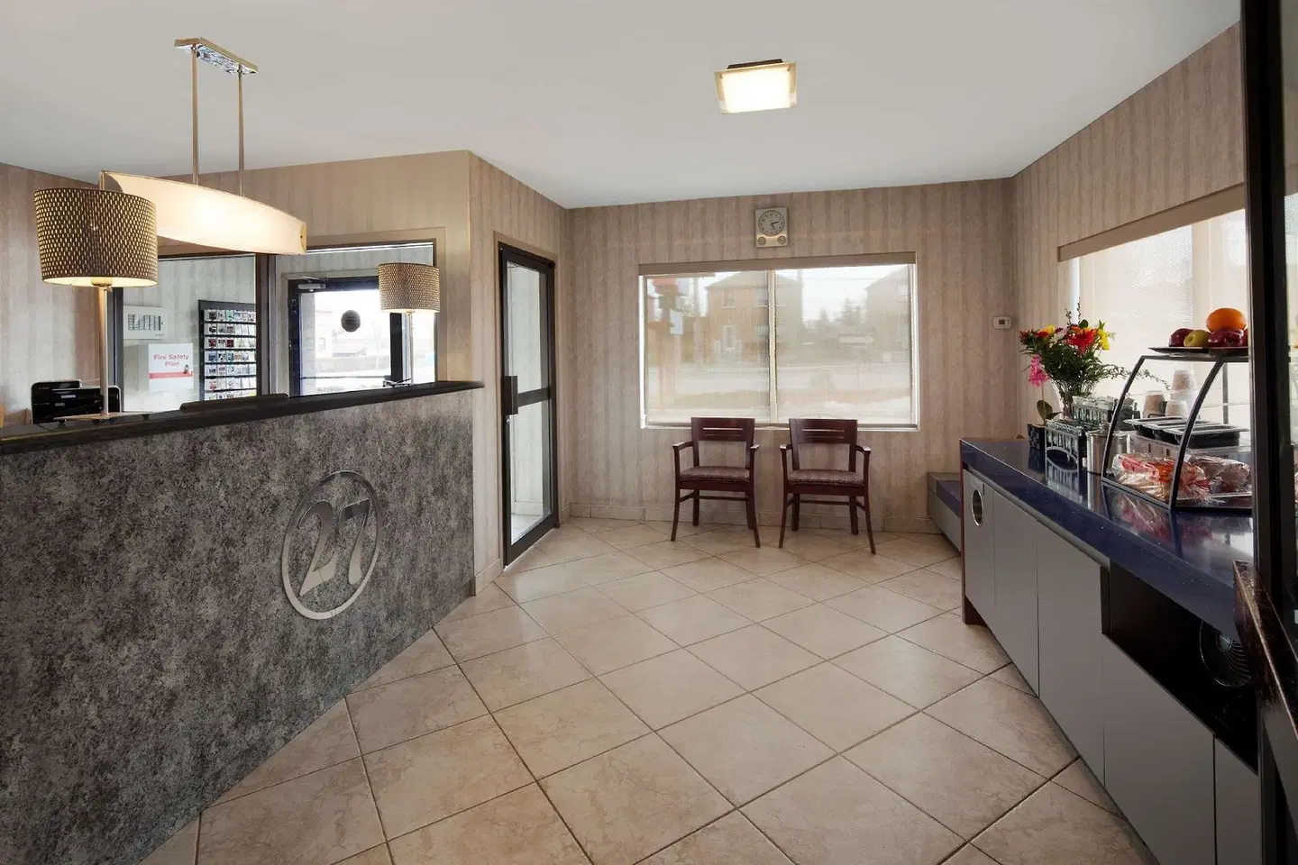 Canadas Best Value Inn Toronto ROOM_EXAMPLE