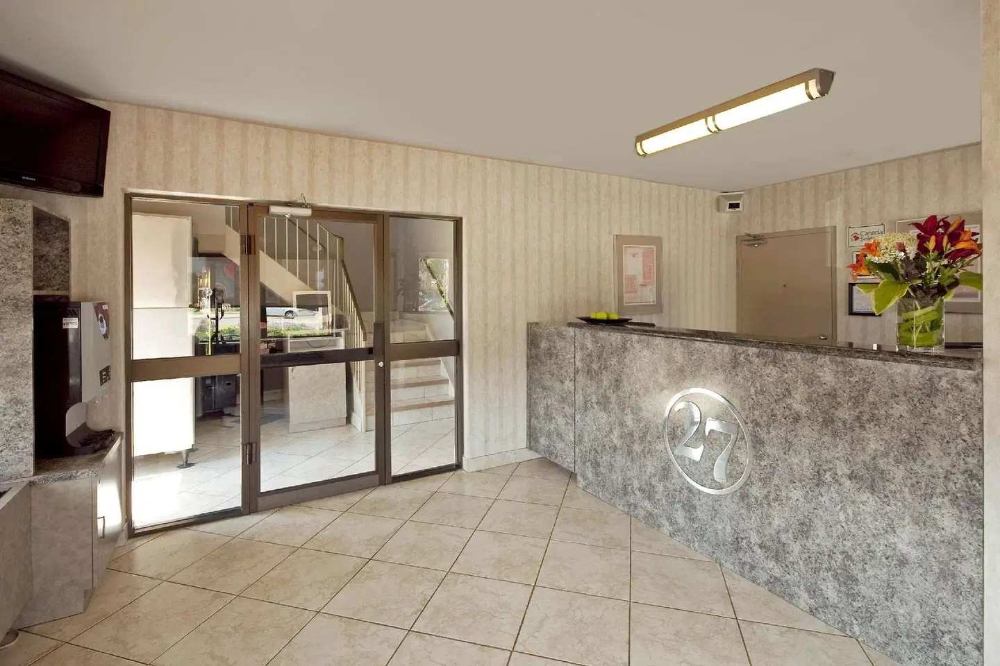 Canadas Best Value Inn Toronto ROOM_EXAMPLE