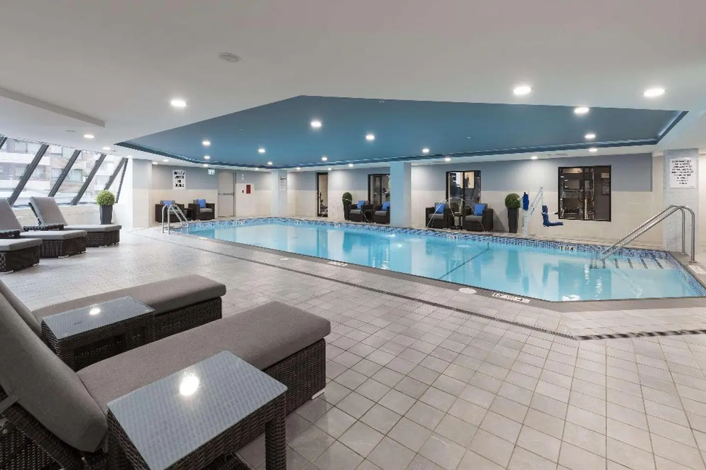 Hilton Garden Inn Ottawa Downtown Hallenbad
