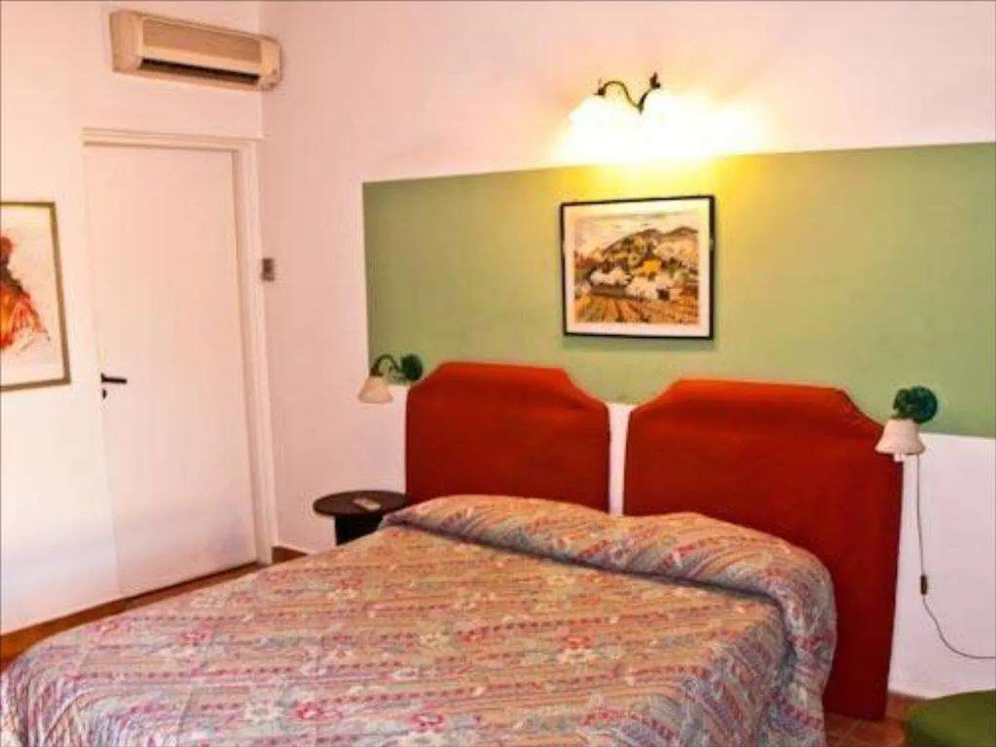 Ares Hotel ROOM_EXAMPLE