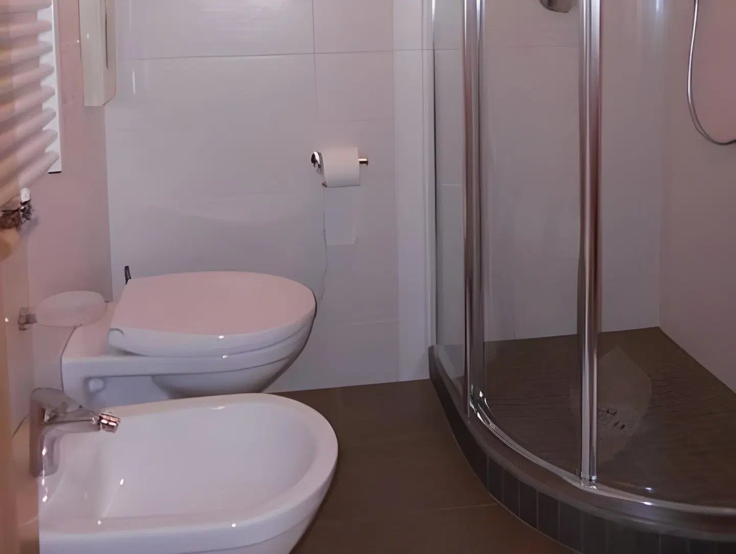 Garnì Declara Badezimmer