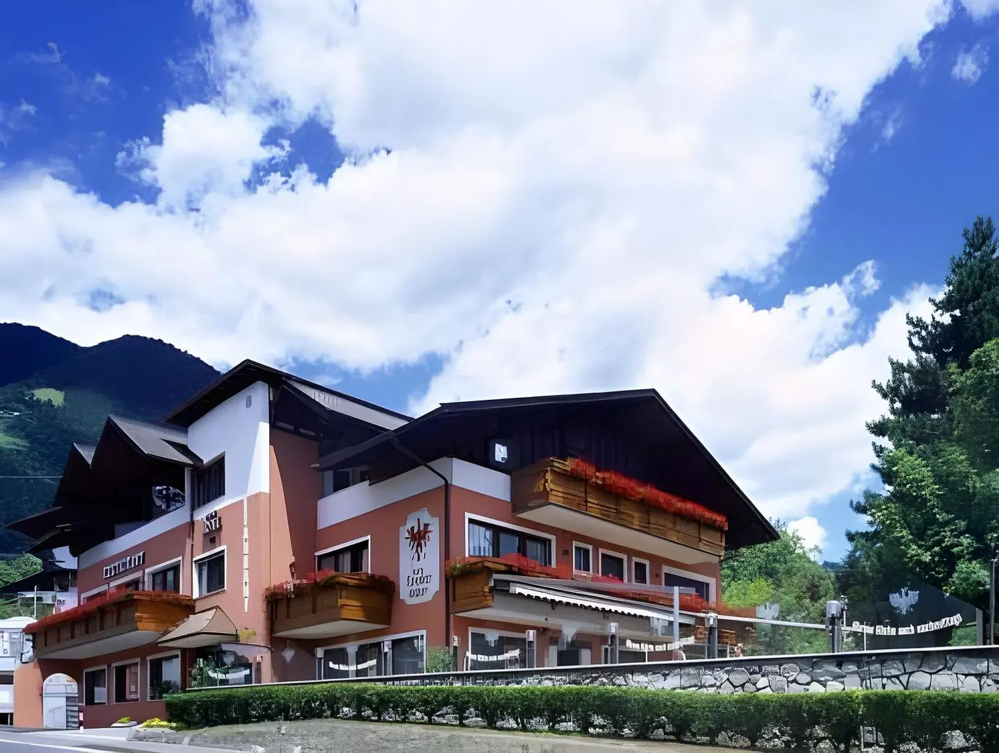 Zum Tiroler Adler EXTERIOR