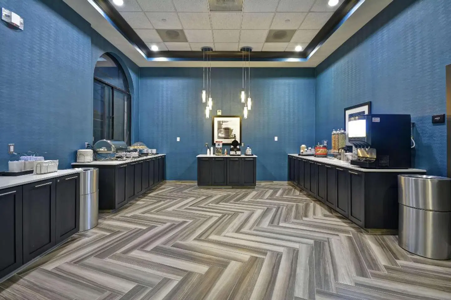 Hampton Inn & Suites Los Angeles Burbank Airport HEALTH_BEAUTY