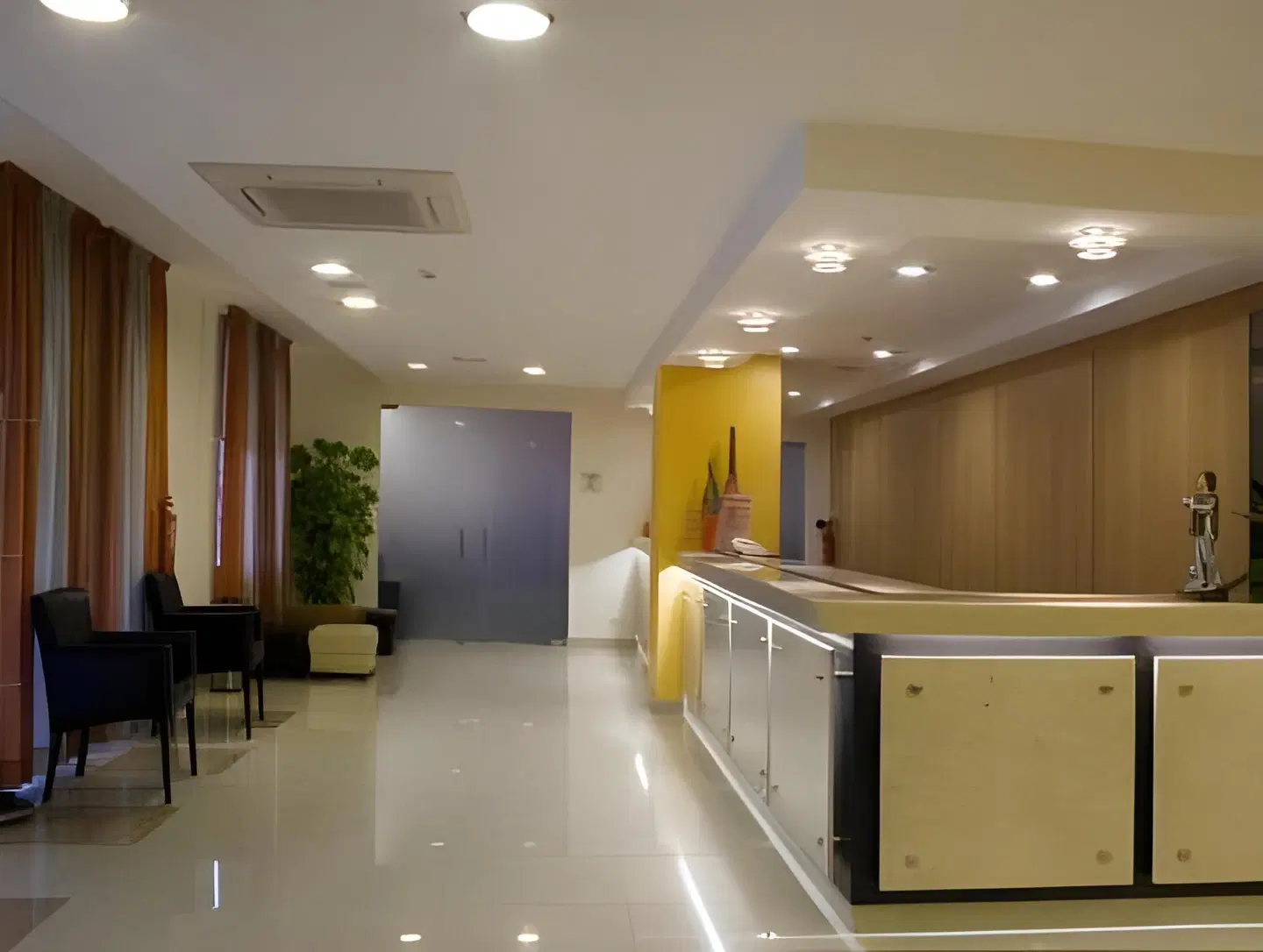 Santo Condestavel LOUNGE_LOBBY