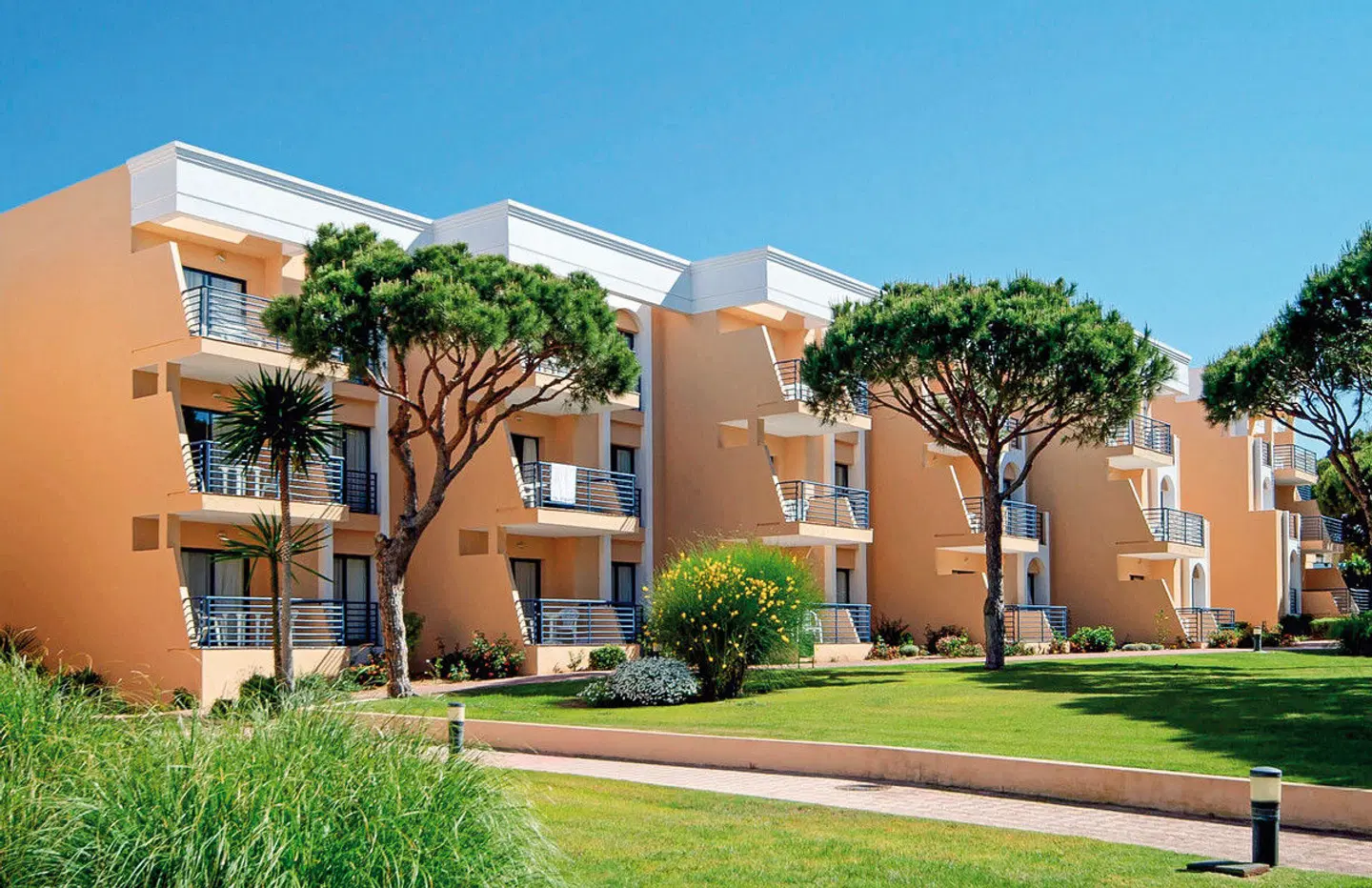 SOL Sancti Petri EXTERIOR
