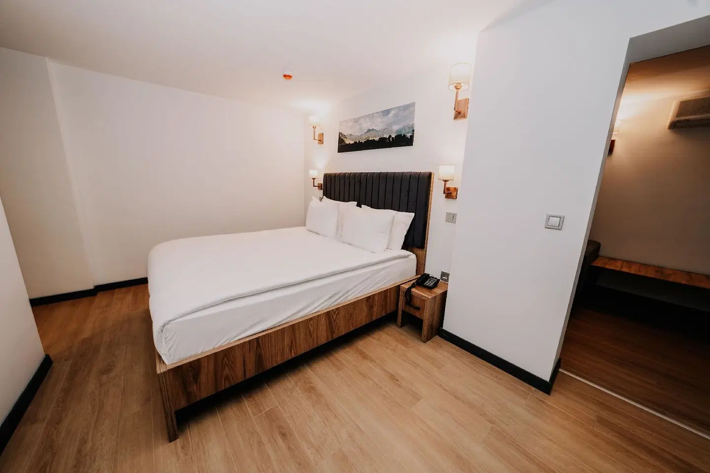 Business Life Hotel ROOM_EXAMPLE