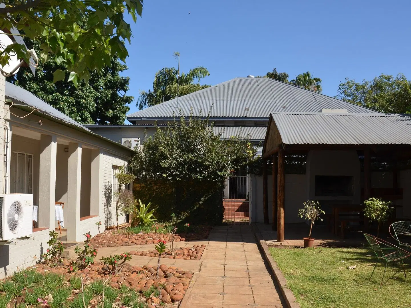 Stoep Cafe Guest House EXTERIOR