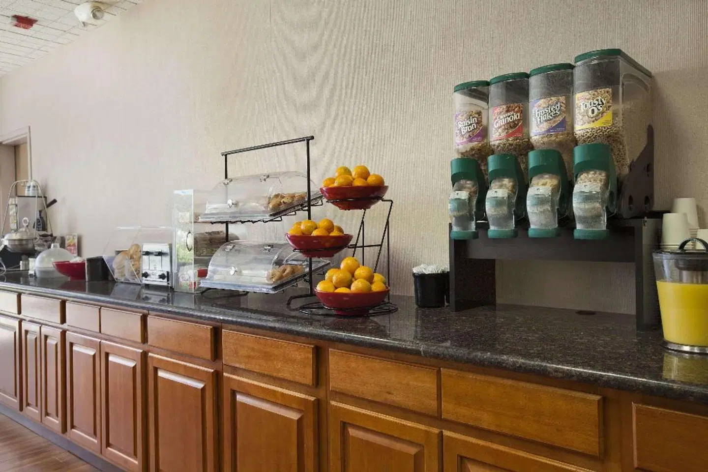 Ramada Silicon Valley Restaurant