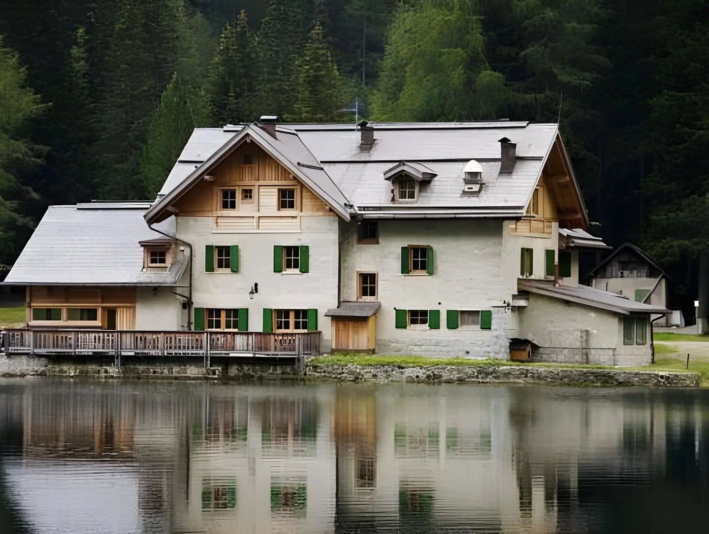 Rifugio Lago Nambino EXTERIOR