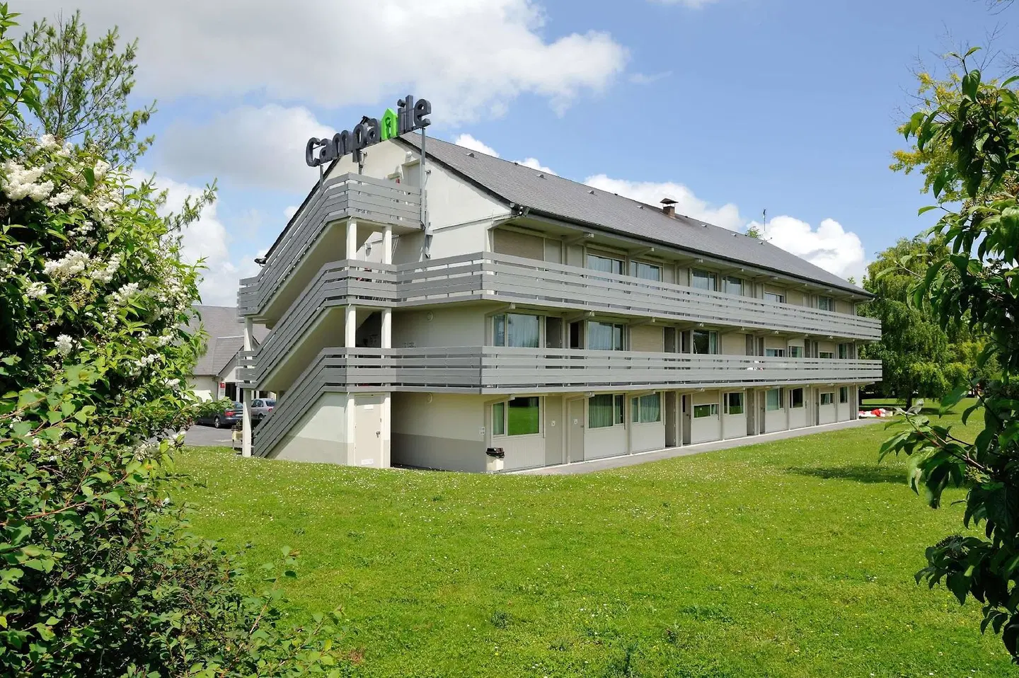 Campanile Pont-à-Mousson EXTERIOR